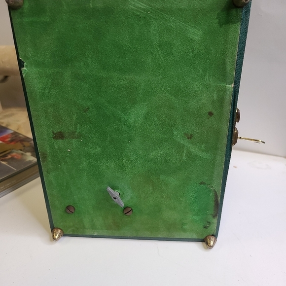 Vintage  Jewelry Box w/KEY 2 Tier Green Velvet Int - Picture 8 of 11